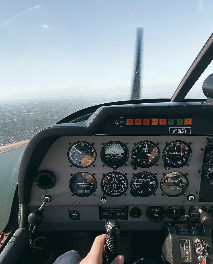 Vol d’initiation en Robin DR400